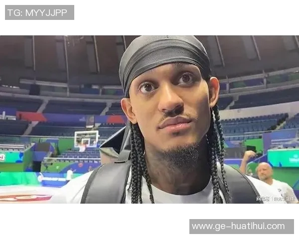 克拉克森亮相菲律宾发布会：为国打球对我意味颇多